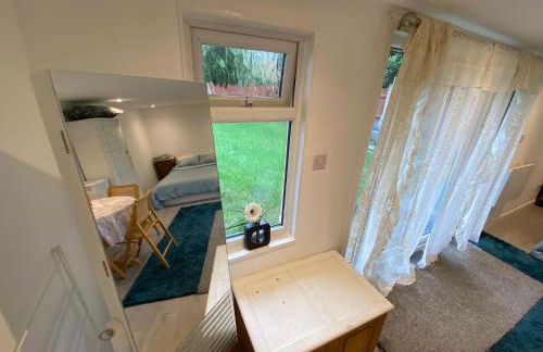 FABULOUS Self contained GARDEN STUDIO EGHAM - Foto 5