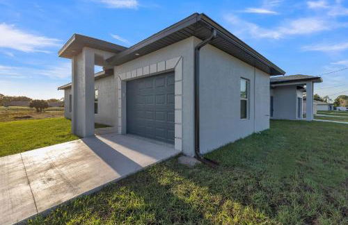 Serene Golf View Retreat 3 Bedroom Duplex by RedAwning - Foto 54