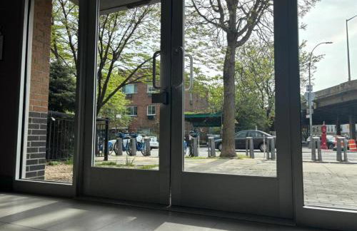 1 BEDROOM WITH SLEEPING IN LIVING ROOM Williamburg - Foto 4