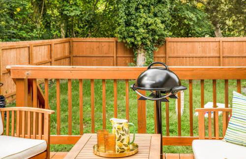 Walk to the Beach & Town | Stylish Beach Home - Foto 37