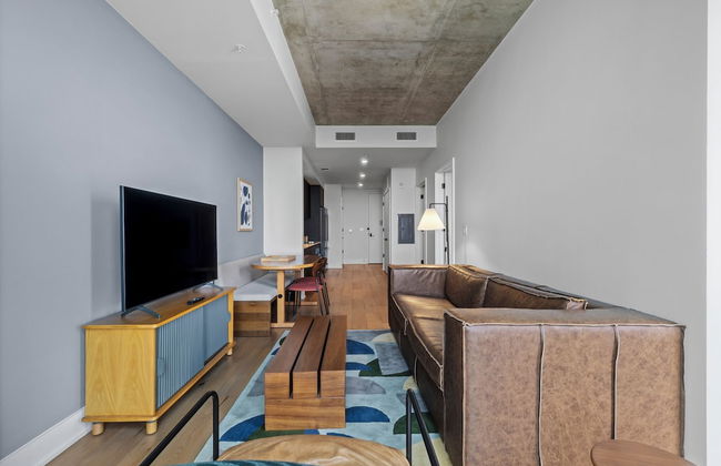 Modern Rainey St Oasis with Pool & Views - Foto 13