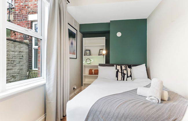 St Georges Apartment- North East Escapes - Photo 4