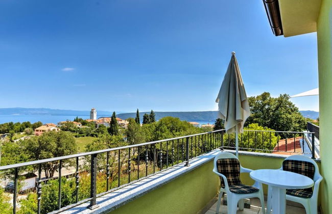 Wonderful Brsec Apartments With Sea View and Shared Pool - Foto 10