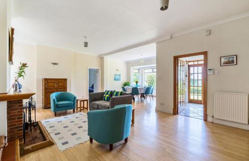 Surreys Secret Retreat for family & friends - Pass the Keys - Foto 9