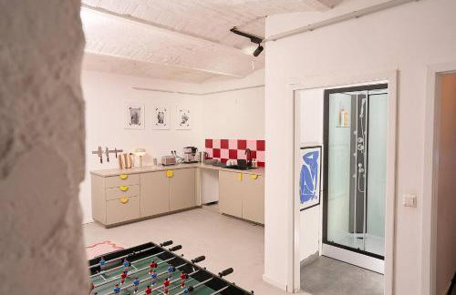 Platz für alle - geschmackvolle Gruppenunterkunft in Leipzig - Foto 6