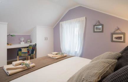 Zlatin Dvor - apartments for 3, terrace, Trogir center, beach at 5-min, BIKE friendly - Foto 68