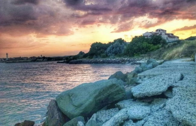 Seaside Studio Apartment in Ravda - Photo 31