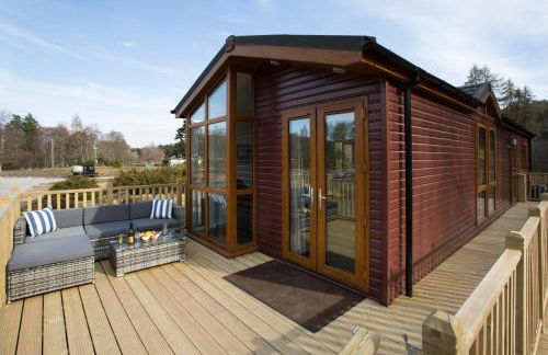 2-bed Cottage With Hot Tub at Loch Achilty, Nc500 - Foto 2