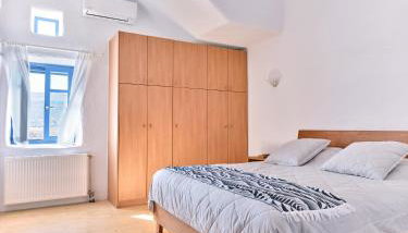 Nola Traditional Villa with pool and amazing sea views, Paros - Foto 4, wardrobe