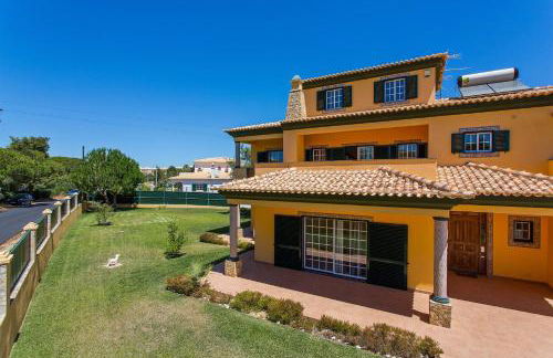 Villa Nincha - Heated Pool - Free wi-fi - Air Con - Foto 27