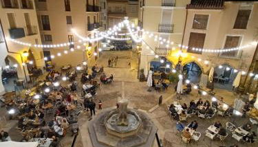 Plaça de l'Almudí, where else! - Foto 2