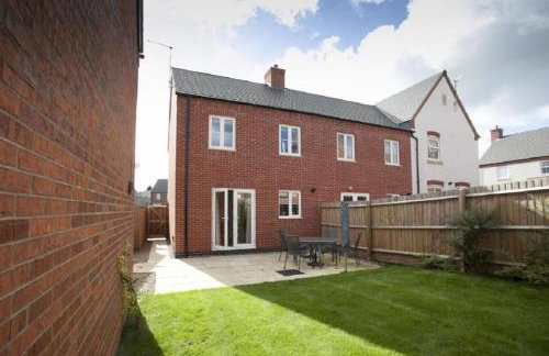 DBS Serviced Apartments - The Stretton - Photo 14