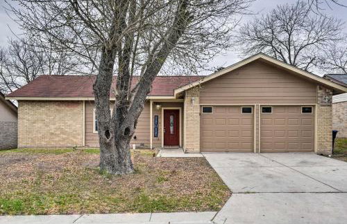Pet-Friendly San Antonio Home w/ Yard & Patio! - Foto 3