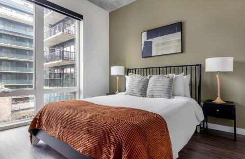 River North 1br w gym sky terrace yoga studio CHI-1033 - Foto 18