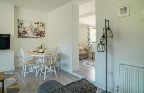 Stunning modern apartment in the Cotswolds sleeps six - Foto 29