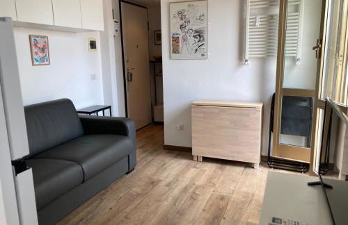 Monolocale con ampio terrazzo - Foto 7