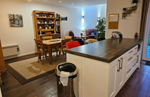 Stoneleigh Village - Foto 13