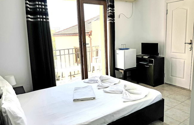 Vilele Liliana Mamaia Nord - Foto 2