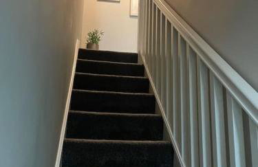 Oak House by ShortStays4U A Modern 3Bedroom Townhouse with free parking in town! - Foto 4