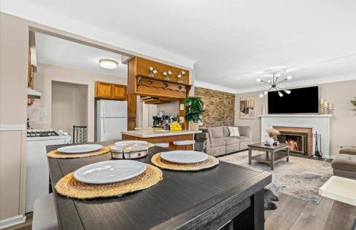 Newly Renovated 4 Bedroom 2 Bath Downtown Dearborn - Foto 6