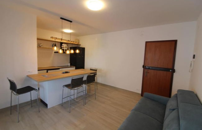 Elegant Retreat With Pool View - Photo 9