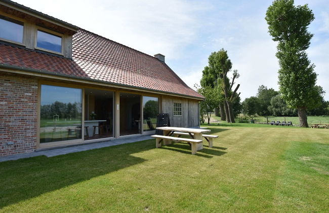 Beautiful Holiday Home With Terrace, Garden - Foto 1