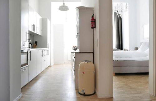 SC 06 by ROCKCHAIR Apartments l SUPERHOST Status l 4 Bedrooms Boxspringbeds 2 Bathrooms Balcony Elevator - Cozy Family & Business Flair welcomes you! - Foto 11