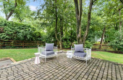 Sojourn Beautiful Home with Beach Access & Backyard - Foto 11