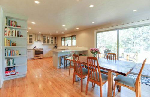 2 Master Suites, Fenced Yard, Hot Tub - Foto 8