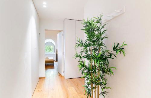 Hostdomus - Lagrange Luxury Apartment - Photo 17