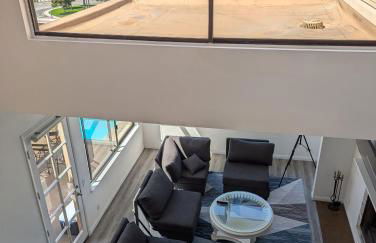 31 night required rental Waterfront penthouse 180 ocean view - Foto 3