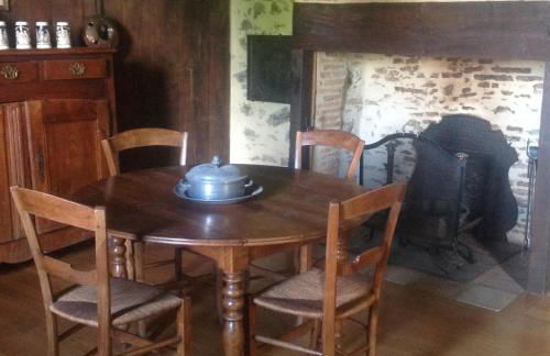 superbe petite maison de caractère dans le Cantal - Foto 4