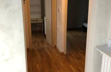 A 4 chilometri dal belvedere più bello delle Langhe - Photo 2