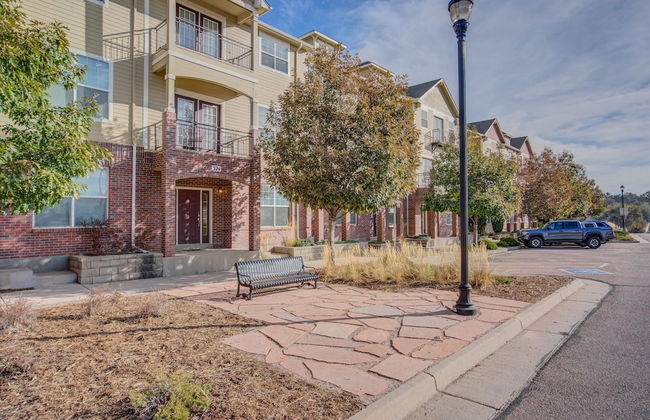 Urban Practicality! 3 Beds, Patios & Dog Friendly - Photo 48