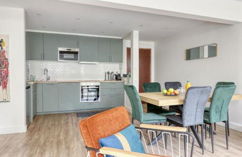 Branded New 4 Bdrs Flat - Huge Terrace - Prime Loc - Foto 24