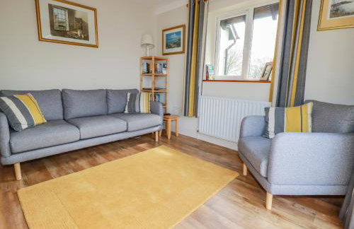 Little Oaklands - Photo 4