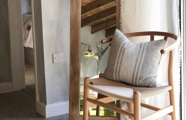 Beautiful 1-bed Cottage in Saint Agnes - Photo 12