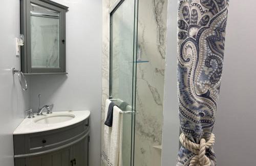 Luxurious Lower Level - Foto 11