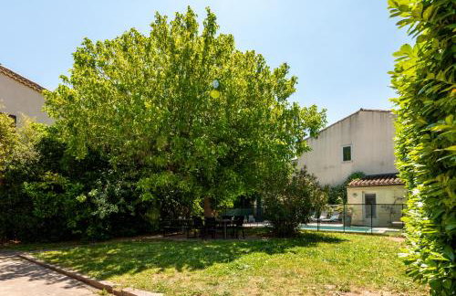 Big House - Parking Privée - Piscine - Wifi - tout équipée - Foto 10