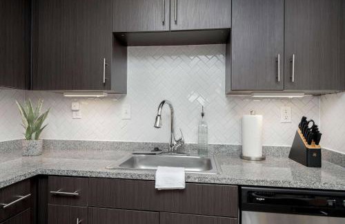 High Cotton - 3BR 3BA Condo Near UA with Pool & Gym - Foto 12