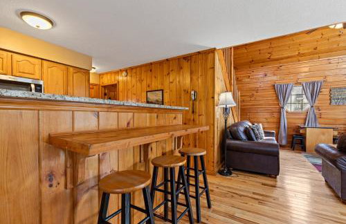 Bear Hideaway Cozy 3BR Cabin - Foto 46