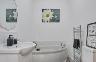 Hayy Apartments Stylish & Central Stays in Barnsley - Foto 35