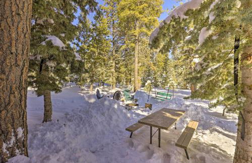 Rustic Duck Creek Village Cabin with Fire Pit! - Foto 21