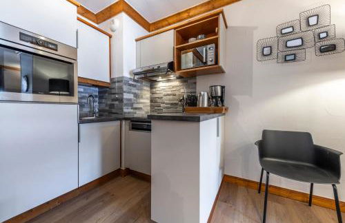 Appartement 4-5 personnes skis aux pieds piscine intérieure sauna hammam - Photo 3