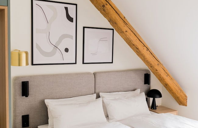 Bob W Peterhof - Photo 8