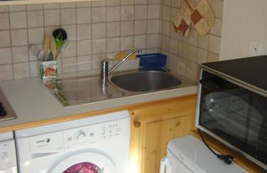 appartement gentiane 4personnes dans gite "la maison d'augustin" classé 3 étoiles,la tour,73530 st jean d'arves - Foto 8