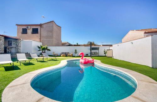 VILLA T to15 min from Puy du Fou Billiar, Movies, BBQ,Pool - Foto 23