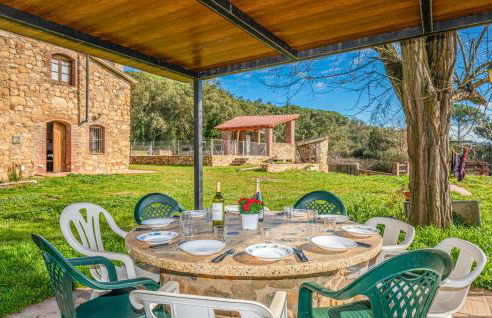 4 Bedroom Nice Home In Riells I Viabrea - Foto 9