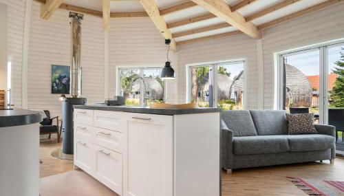 Kugelhaus Phoebe Charmantes Kugelhaus aus Holz am Waldrand des Tollensesees - Foto 3