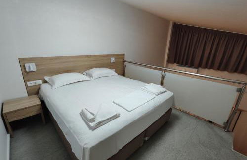 The House Of The Roses - Foto 47